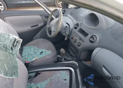 2001 Toyota Echo z USA, uszkodzony, nr VIN JTDAT123510192977